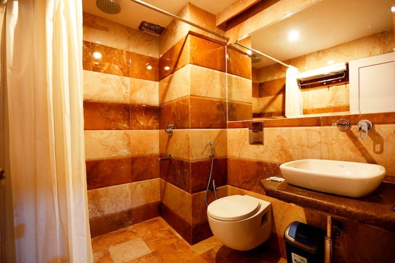 Shingar Hotel Шимла Экстерьер фото